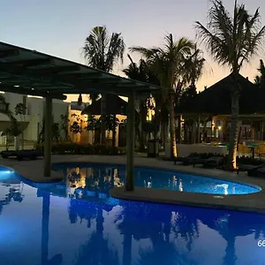 Casa Nueva De Lujo Frente A La Alberca , Mazatlán México